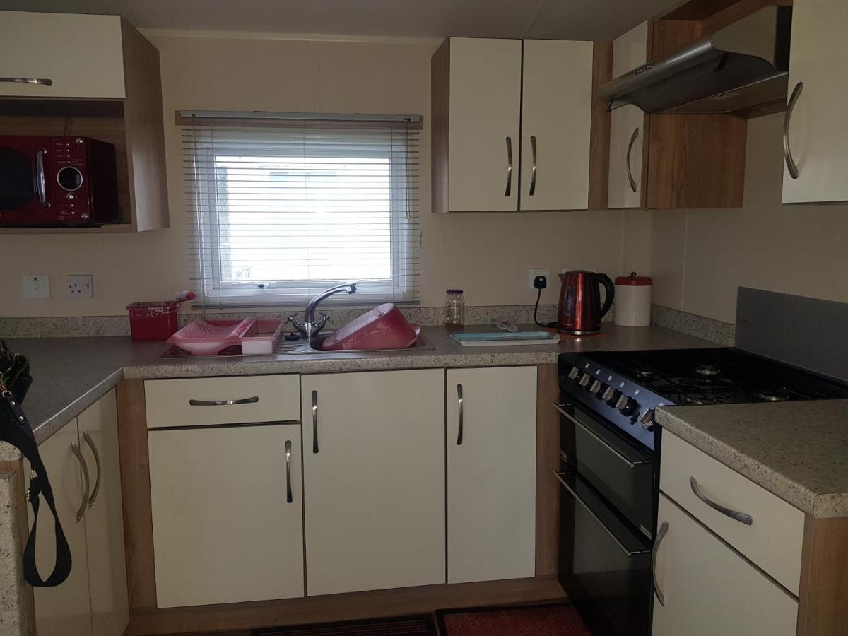 Villa 6 Berth On John Fowlers Berrow Esterno foto
