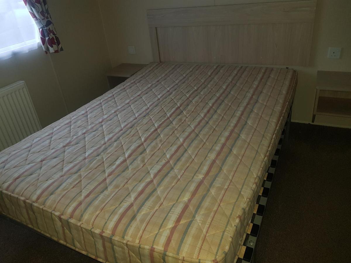 Villa 6 Berth On John Fowlers Berrow Esterno foto