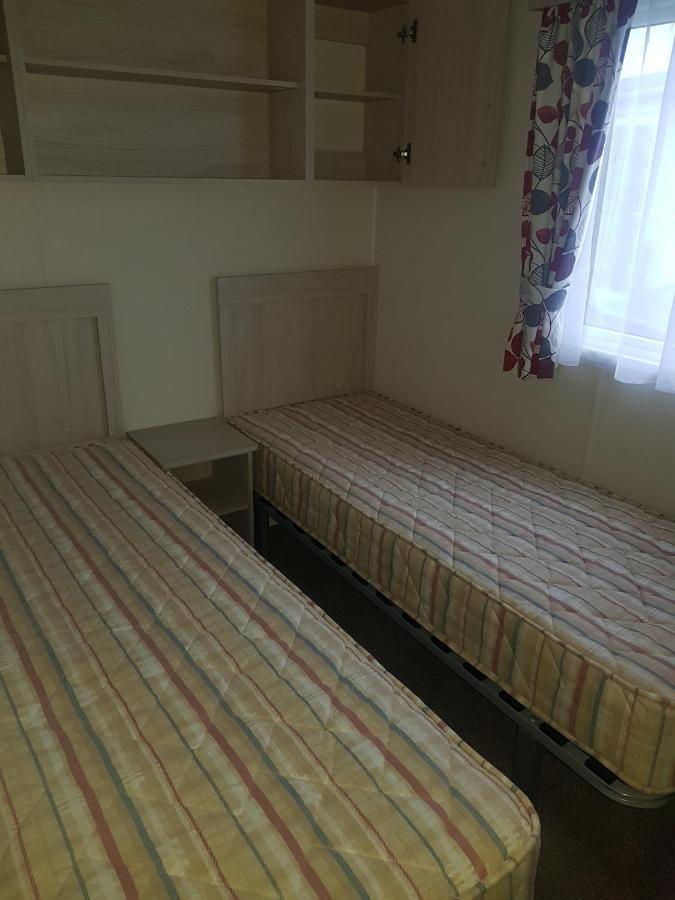 Villa 6 Berth On John Fowlers Berrow Esterno foto