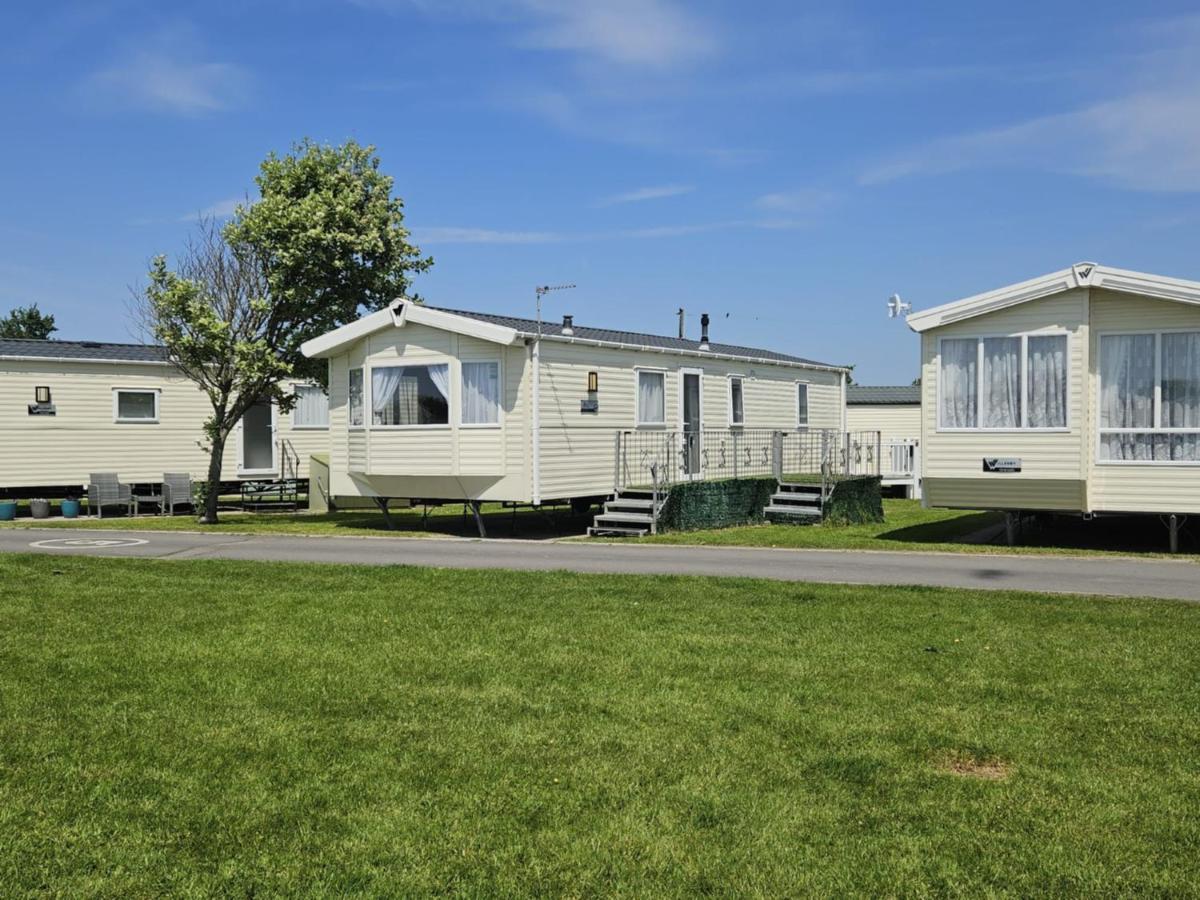 Villa 6 Berth On John Fowlers Berrow Esterno foto
